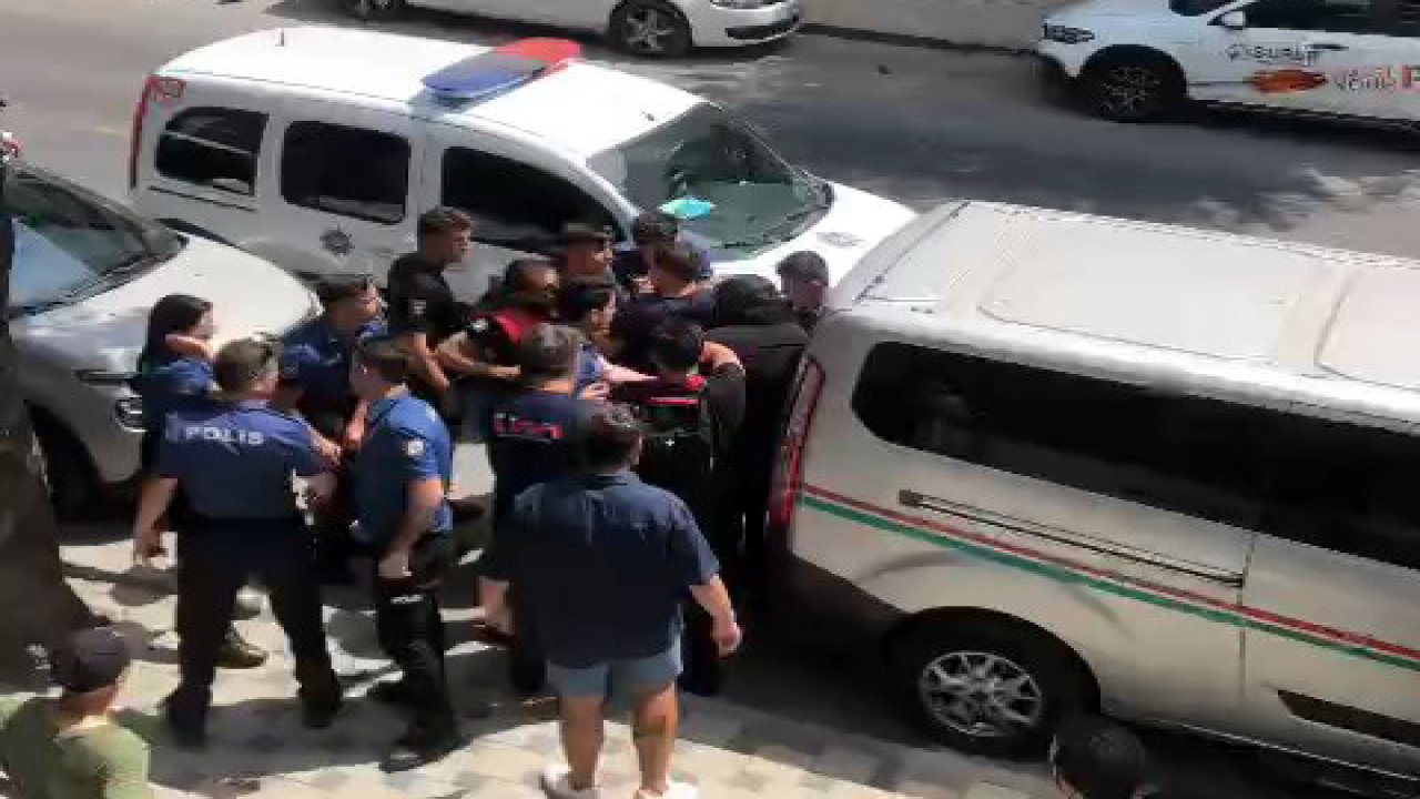 İstanbul'da haciz kavgası! Polislerin üzerine yürüdüler: 5 kişi gözaltına alındı