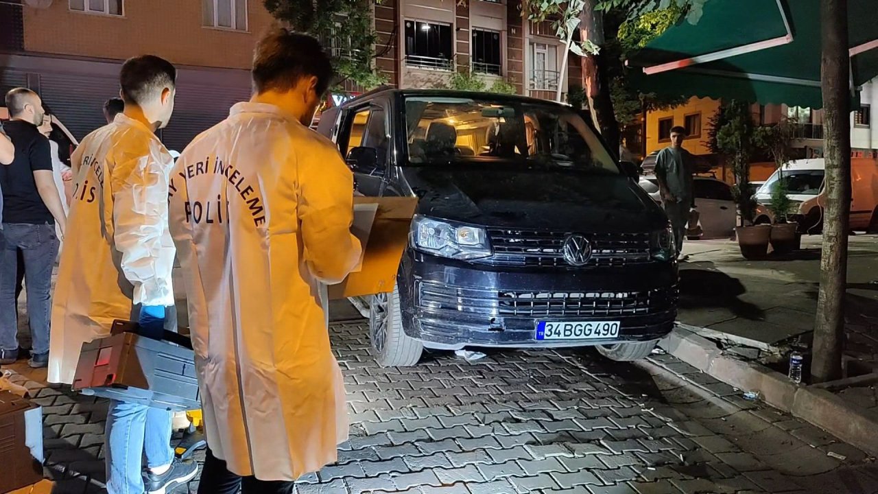 İstanbul Sultangazi'de tekel bayisine bıçaklı saldırı: 2 yaralı