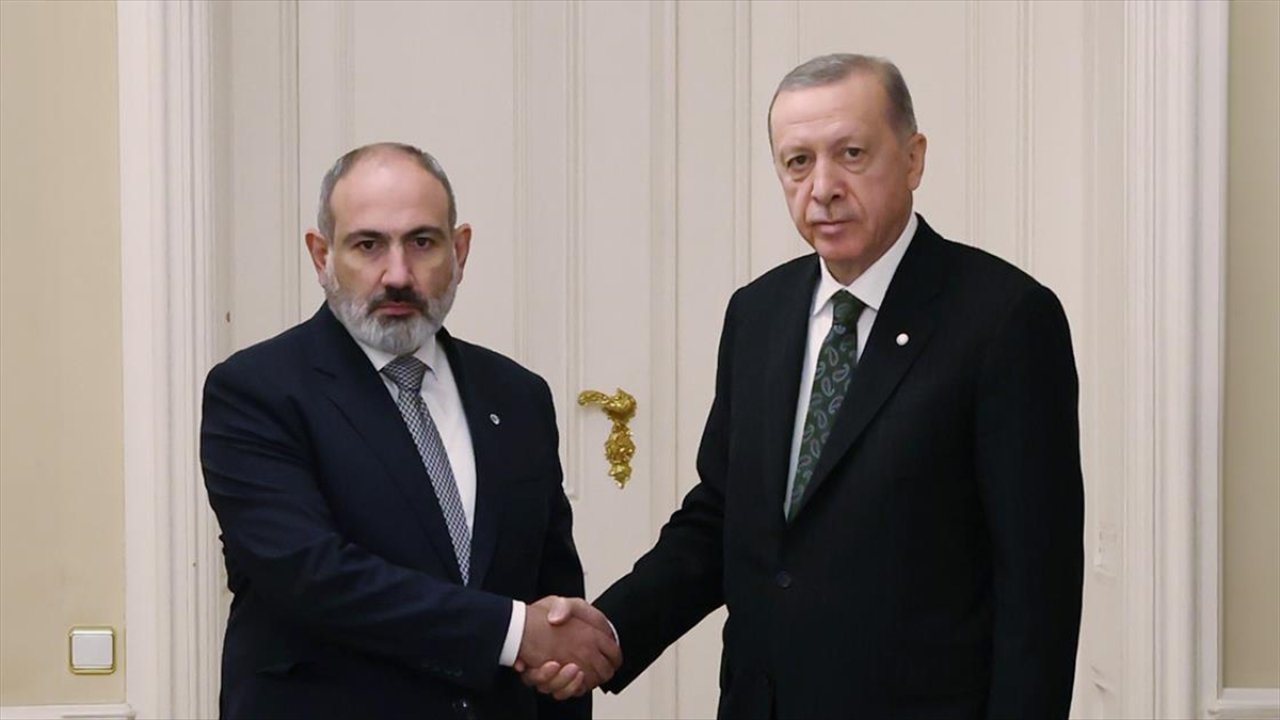 Erdoğan, Ermenistan Başbakanı Paşinyan ile görüştü: Hangi konular ele alındı?