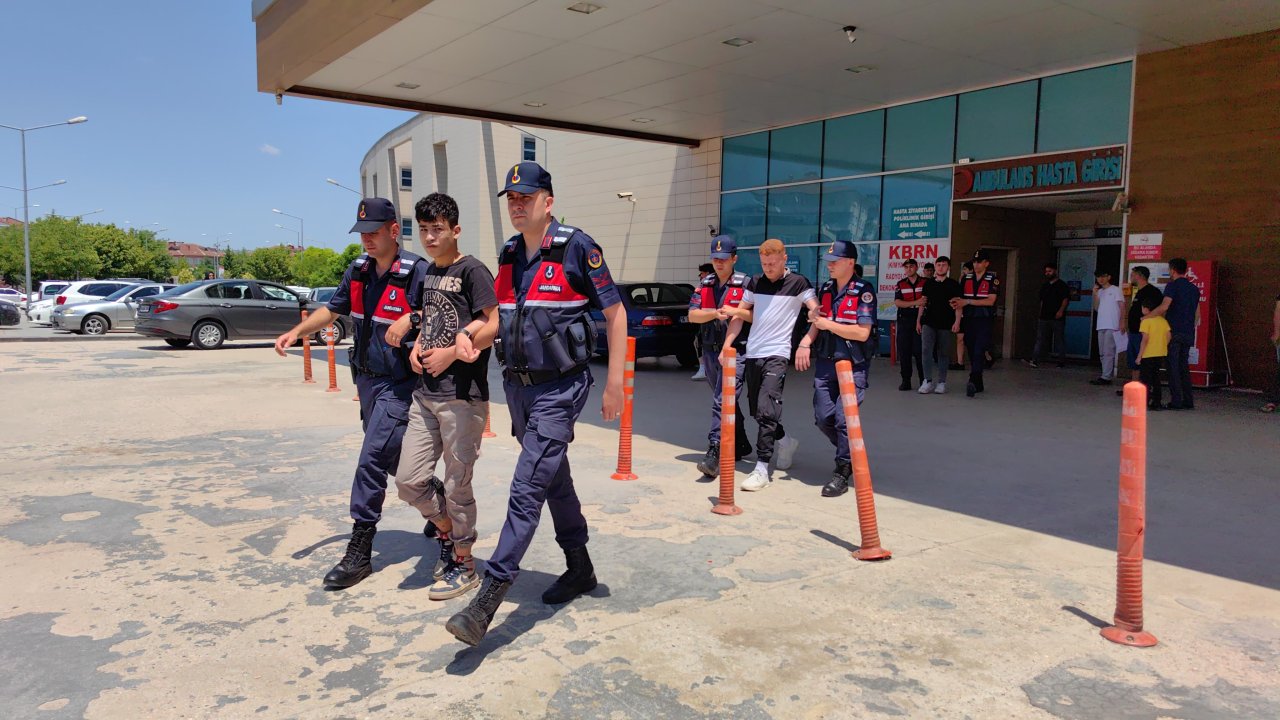 Bursa'da 11 Suriyeli kaçak göçmen yakalandı