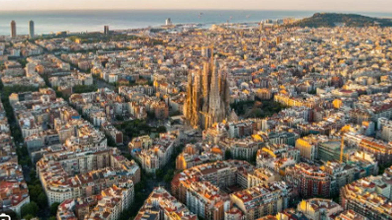 Barselona’da konut krizini çözmek için yeni adım: Turistlere ev kiralanması yasaklanacak