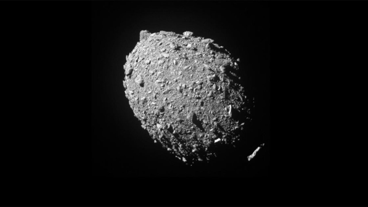 Bilim insanları, Dünya'ya çarpma riski de bulunan asteroitlerle ilgili keşiflerini sürdürüyor