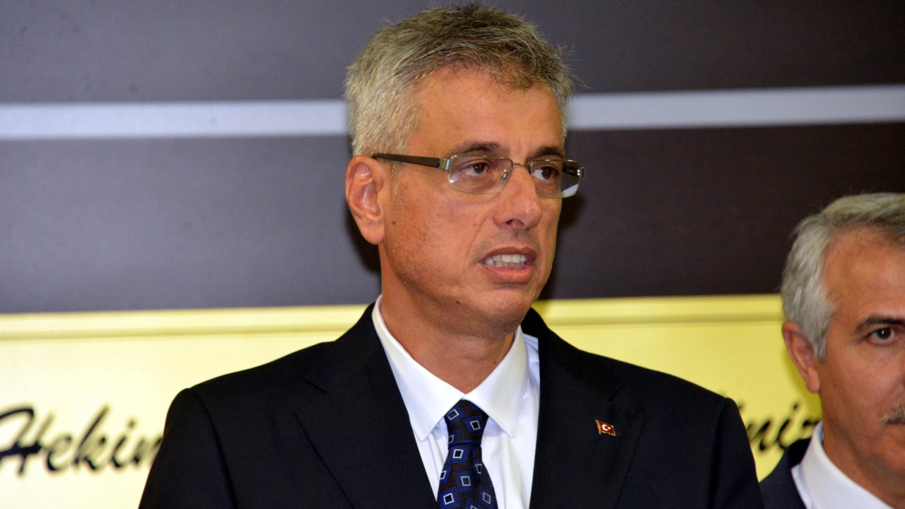 Sağlık Bakanı Memişoğlu, ilk saha ziyaretini Kahramanmaraş'ta gerçekleştirdi