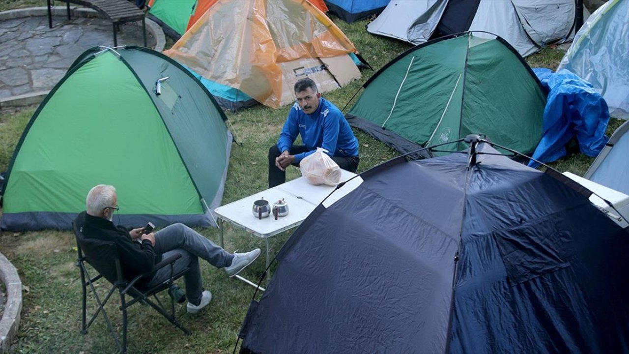 Kırkpınar yoğunluğu: Güreşseverler çadırda konaklıyor