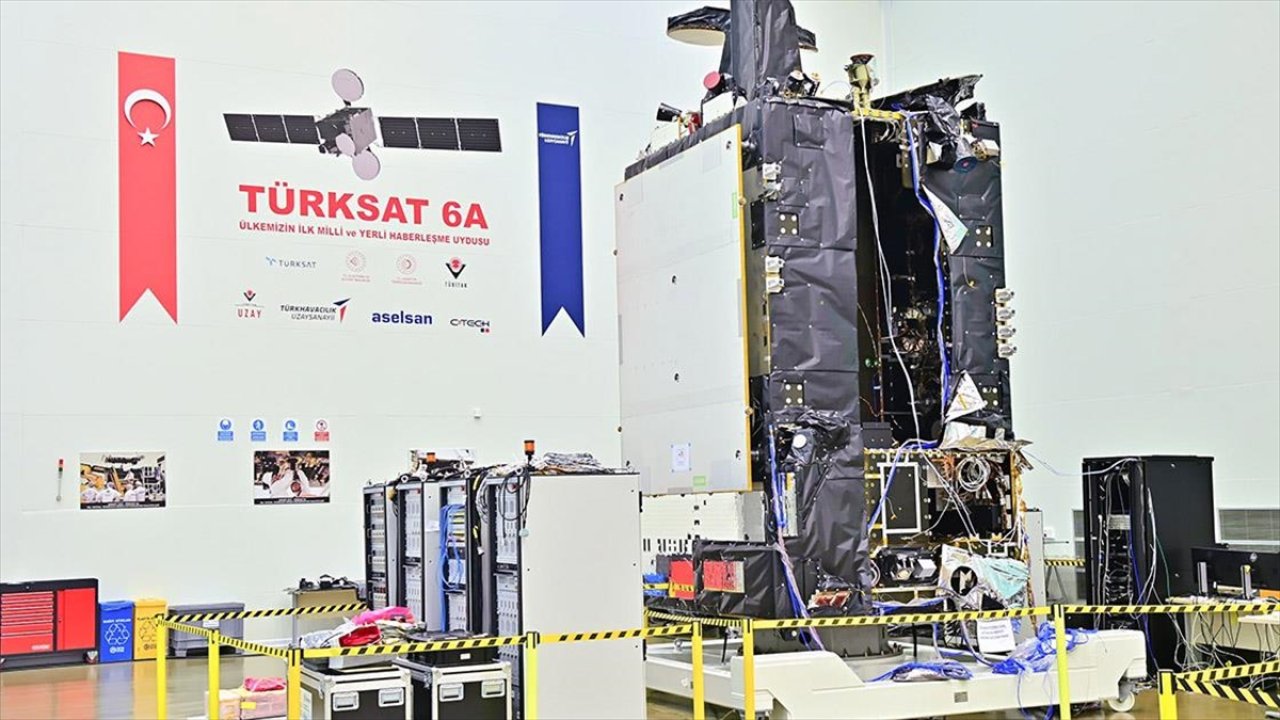 Türksat 6A'nın fırlatılması öncesi son hazırlıklar