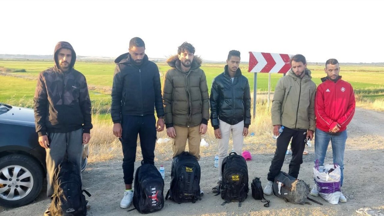 Edirne'de yasa dışı yollarla kaçmaya çalışan 11 göçmen yakalandı