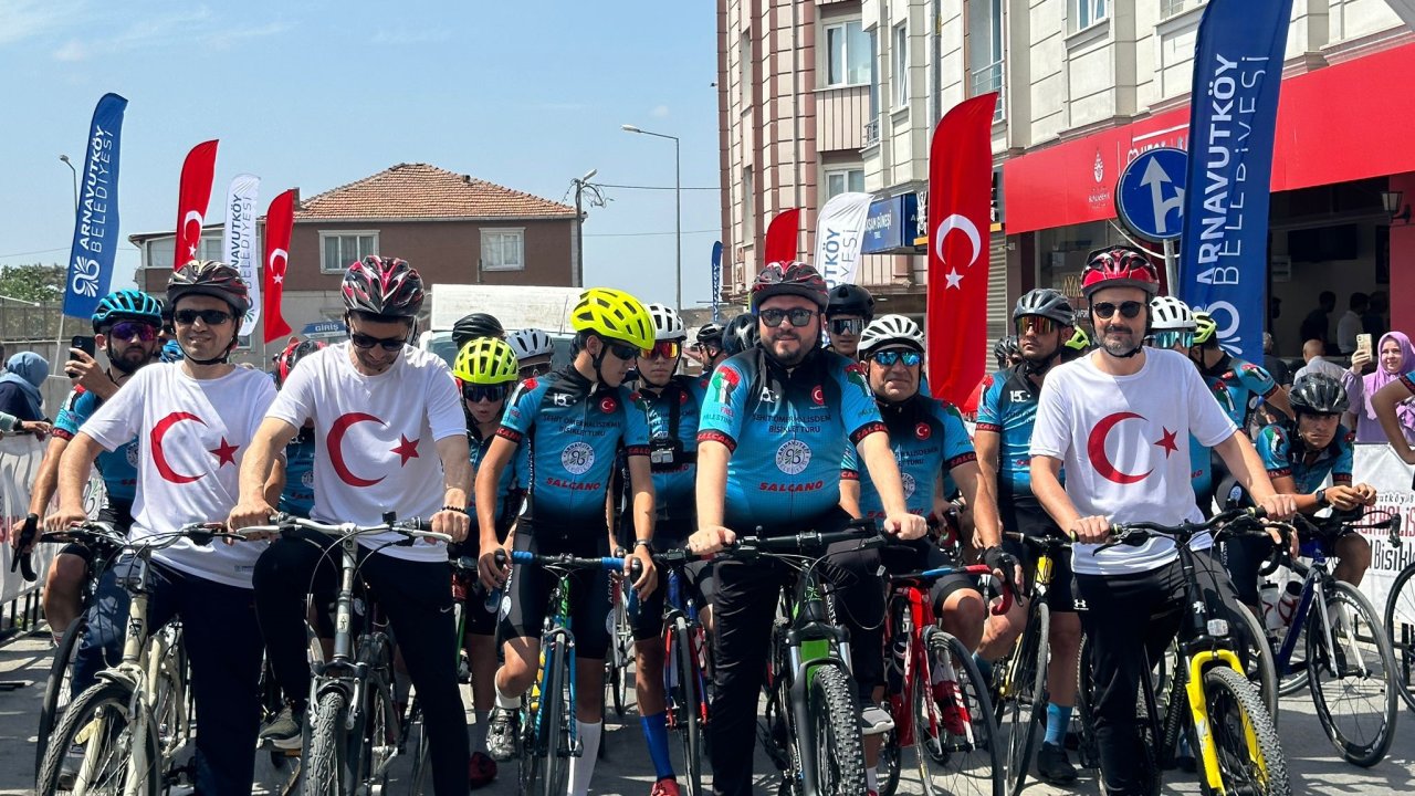 Ömer Halisdemir Bisiklet Turu’nda pedallar Gazzeli çocuklar için dönüyor