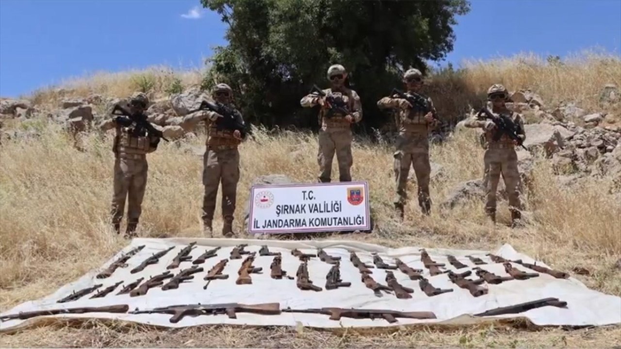 Şırnak'ta 'Bozdoğan-49' operasyonu: 36 piyade tüfeği ele geçirildi