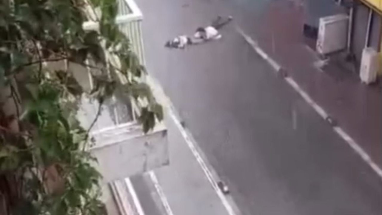 İzmir'de sağanak dehşet getirdi! Sokakta akıma kapılan 2 kişi öldü