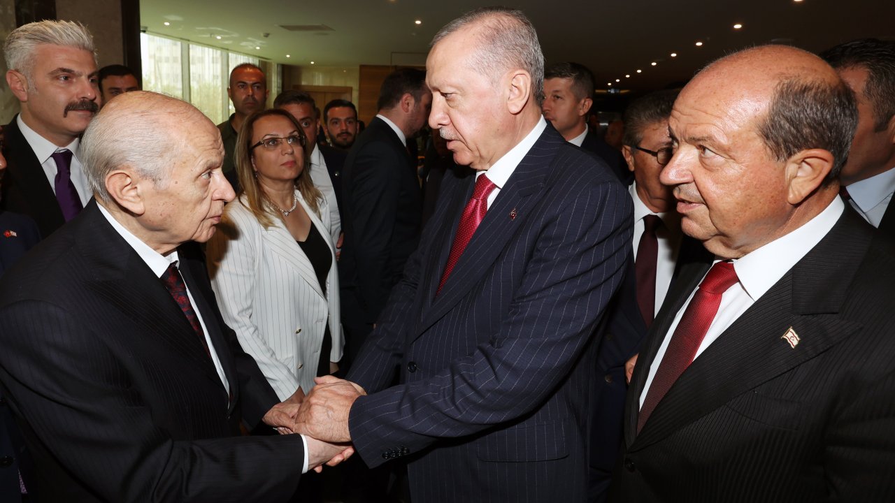 Cumhurbaşkanı Erdoğan Lefkoşa'da: Resmi öğle yemeğine katıldı