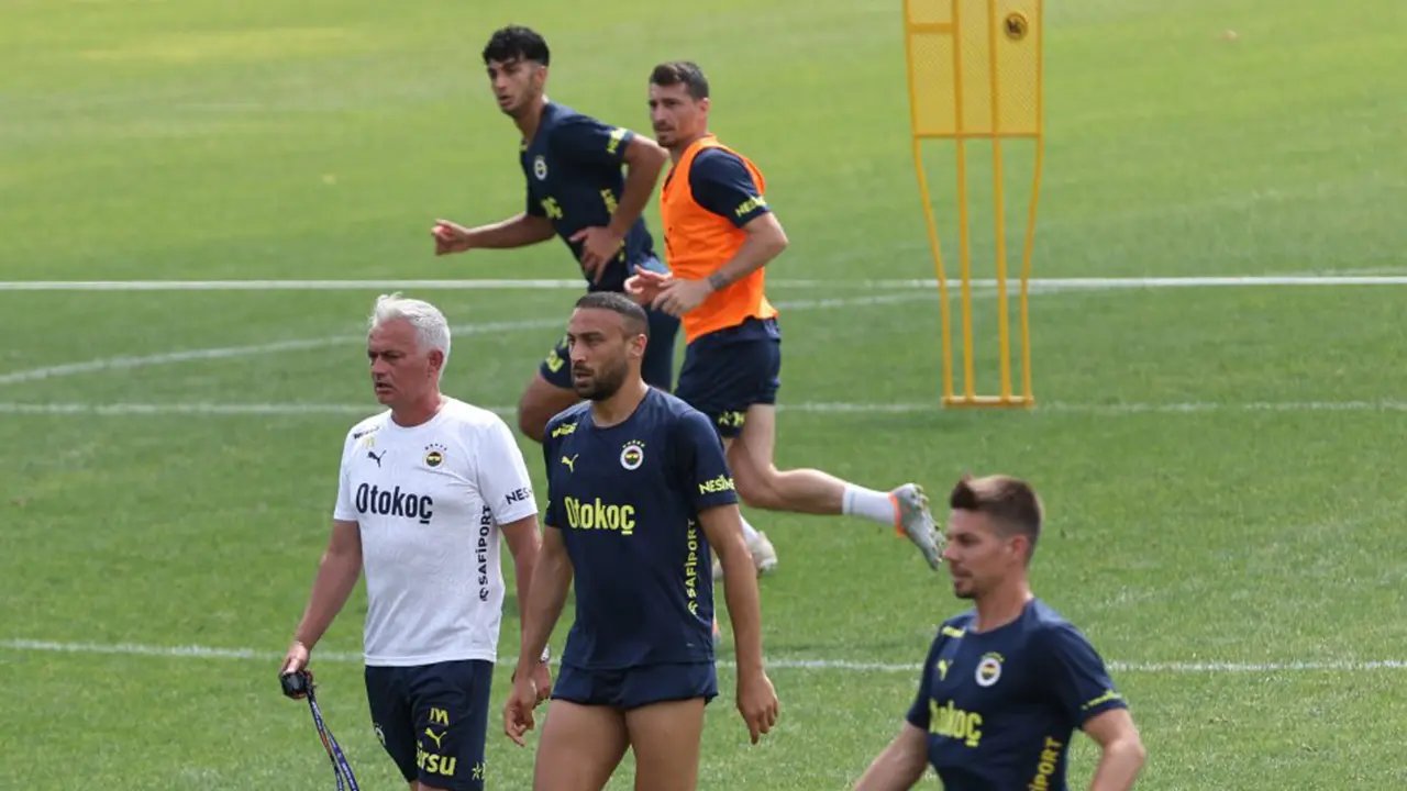 Fenerbahçe, Lugano ile oynayacağı maç öncesinde hazırlıklarını sürdürdü