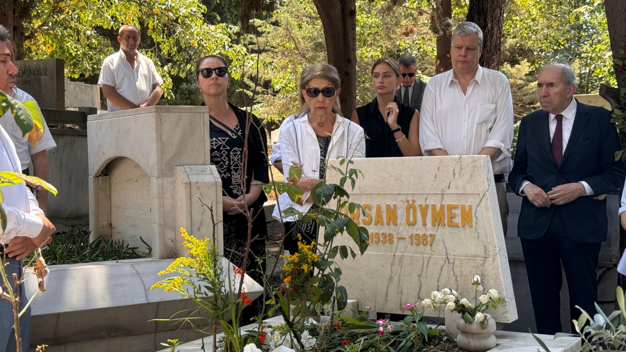 Gazeteci Örsan Öymen ölümünün 37'nci yılı: Mezarı başında anıldı