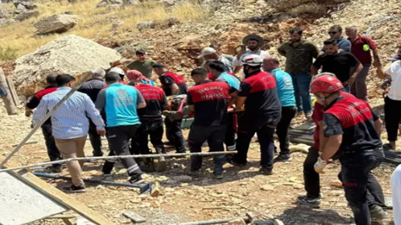 Şanlıurfa ’da inşaatın tablası çöktü: 2 işçi enkaz altında kaldı