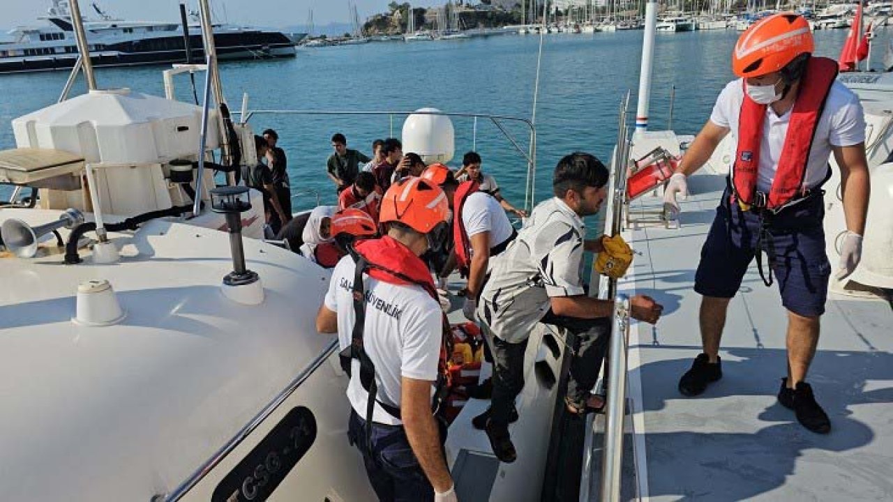 Türk sularına geri itilen 41 düzensiz göçmen kurtarıldı