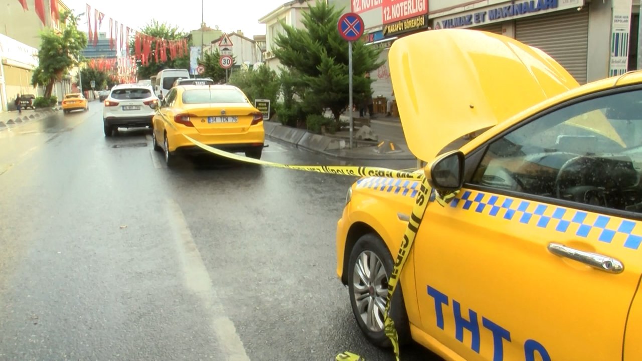 Beyoğlu’nda taksiden inen müşteri rastgele ateş etti