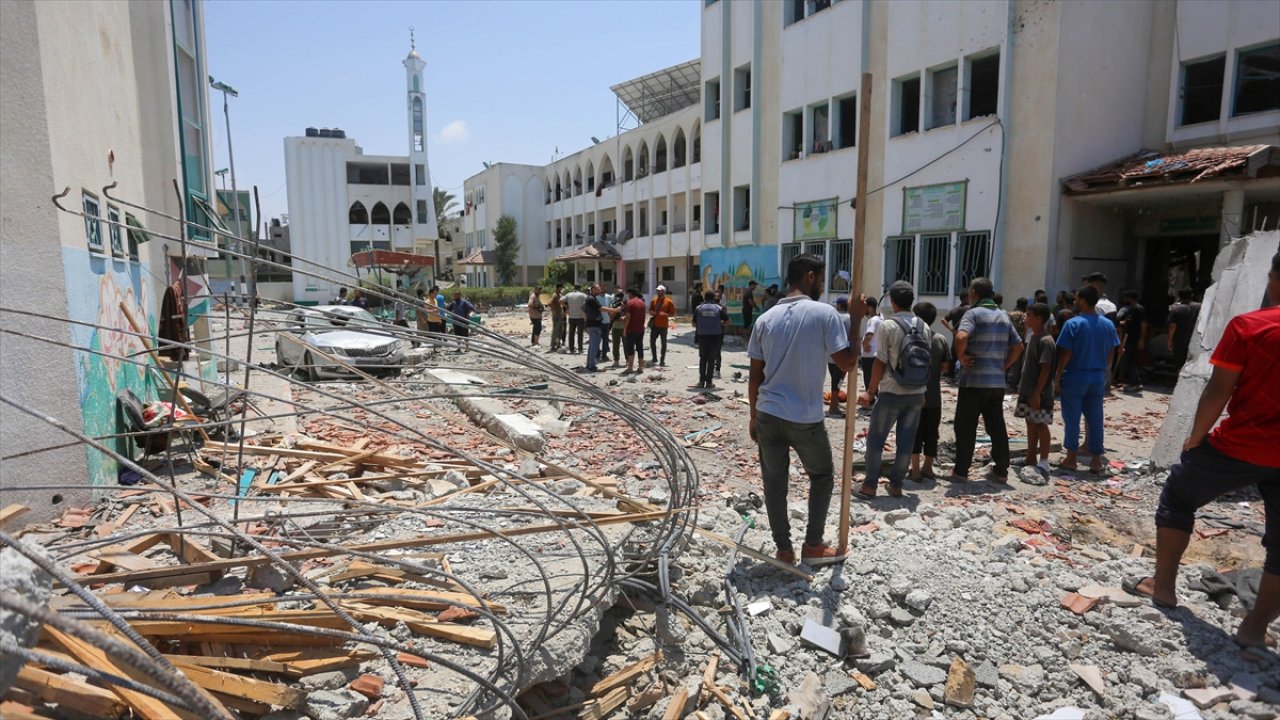 İsrail'in 'güvenli' ilan ettiği bölgelerdeki saldırılarında 54 kişi öldü