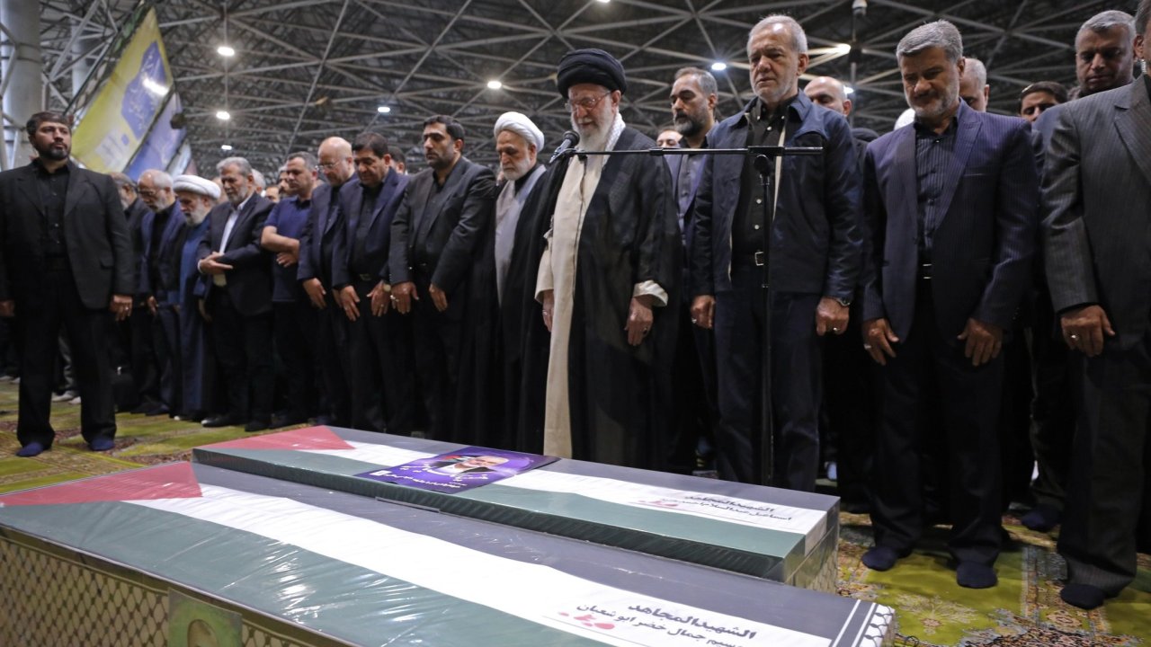 Suikasta uğrayan Haniye için Tahran'da cenaze töreni: 'Saldırı ABD'nin koordinasyonuyla gerçekleştirildi'