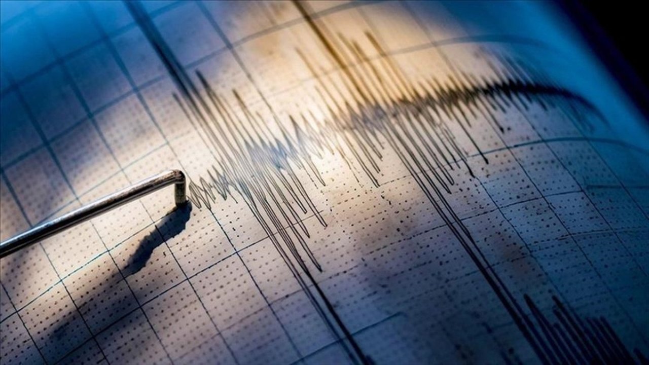 Sivas'ta deprem mi oldu, kaç şiddetinde? Az önce Sivas'ta deprem mi oldu? 17 Ekim AFAD ve Kandilli son depremler listesi