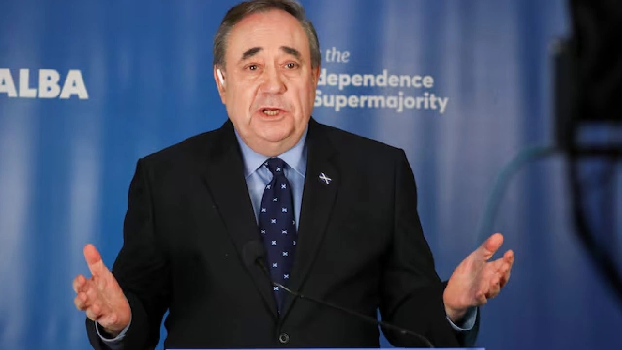 İskoçya Eski Başbakanı Alex Salmond aniden hayatını kaybetti