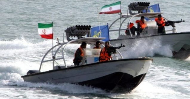 İran Devrim Muhafızları, Basra Körfezi’nde bir gemiye el koydu