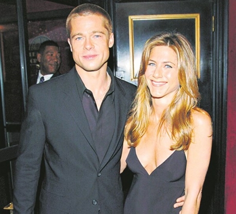 Jennıfer Aniston-Brad Pitt çifti yeniden bir araya mı geliyor