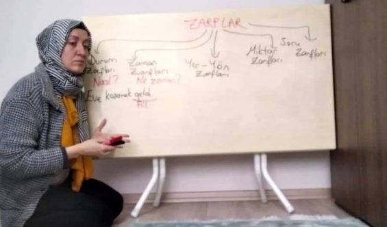 Sosyal medya yemek masasını okul tahtası yapan Melike Öğretmeni konuşuyor