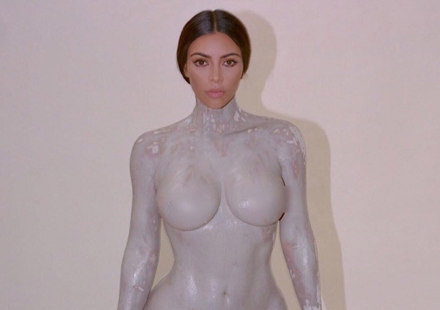 Kim Kardashian vücudunun ölçüsünü aldırıp parfüm şişesi yaptırdı