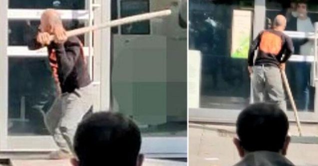 Zeytinburnu'nda banka şubesine sopalı saldırı kamerada