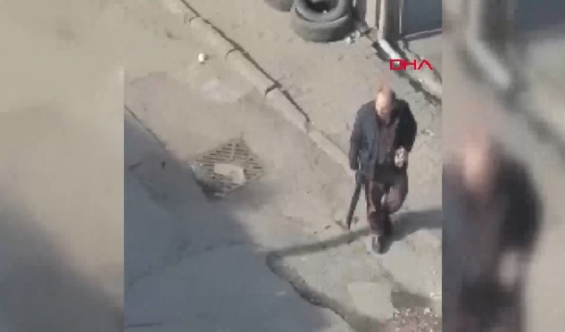 Sultangazi'de pompalı tüfekle oğlunu vuran baba başında bekledi