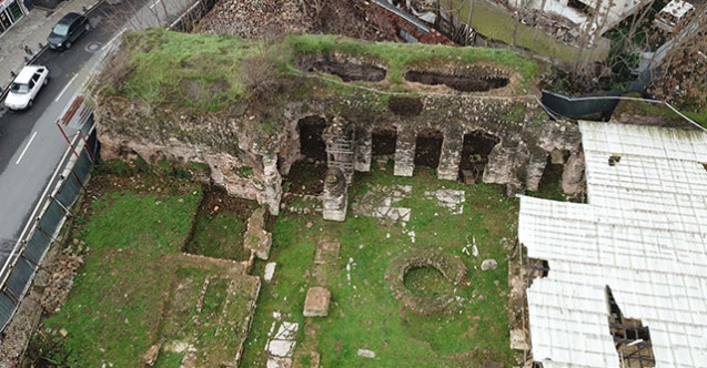 Sancaktepe'deki 14 yüzyıllık Damatrys Sarayı'nda restorasyon çalışmaları devam ediyor