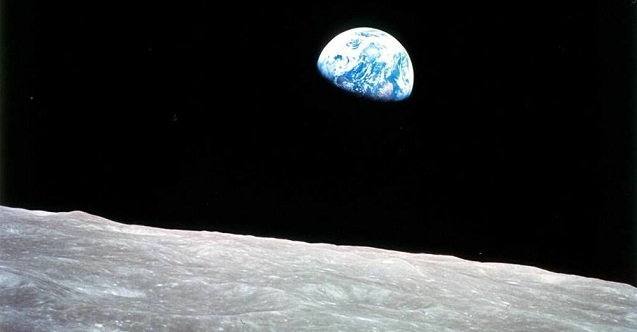 1971 yılında Ay’da astronotların kaybettiği golf topları kameralara takıldı