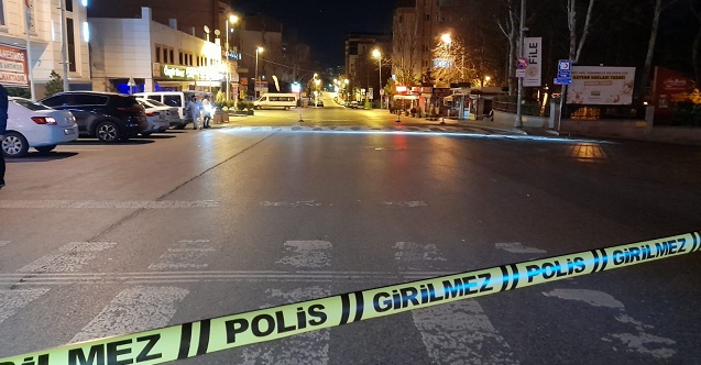 Esenyurt'ta 2 kişiye silahlı saldırı