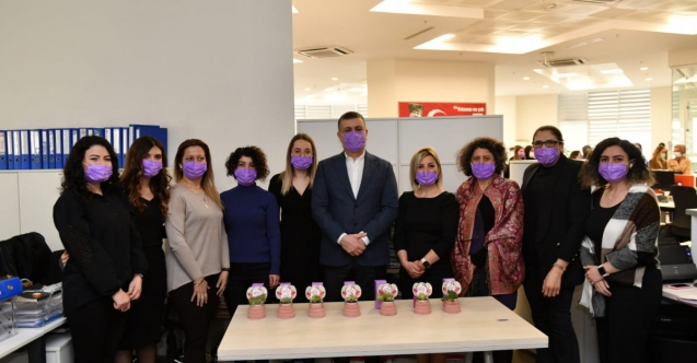 Esenyurt Belediyesi kadın çalışanların gününü kutladı