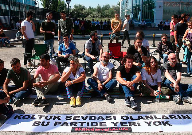 CHP Genel Merkezi önündeki eylem sona erdi