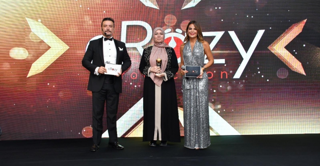Op.Dr. Belma Dönertaş'a Altın Kalite ödülü