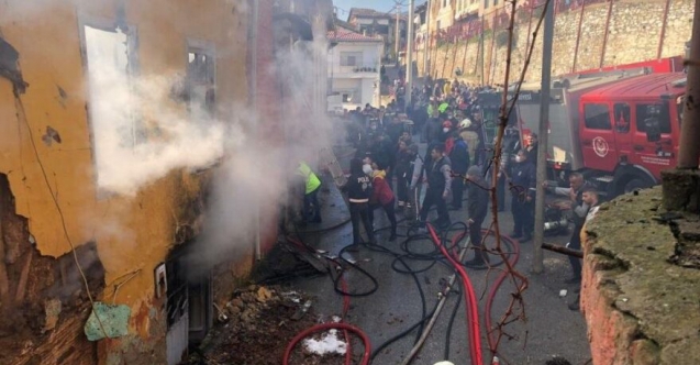 İzmir’de yangın faciası: Üç çocuk hayatını kaybetti