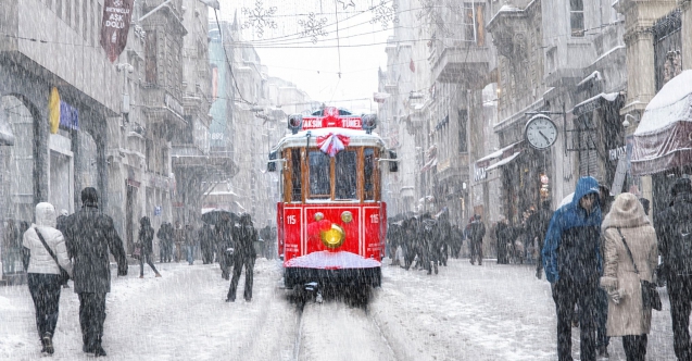AKOM uyardı: İstanbul’da metrekareye 12 kilogram kar düşecek