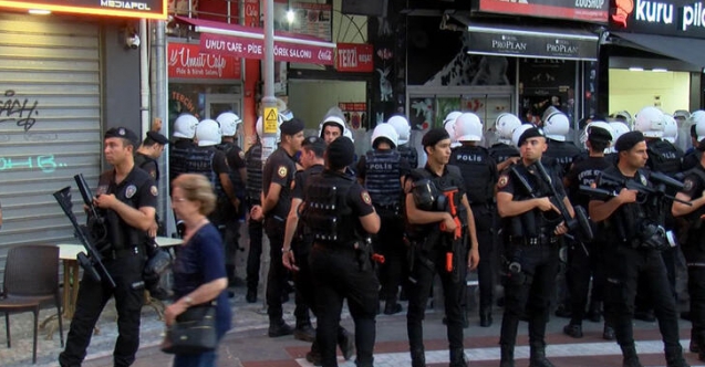 Kadıköy'de 106 gözaltı!