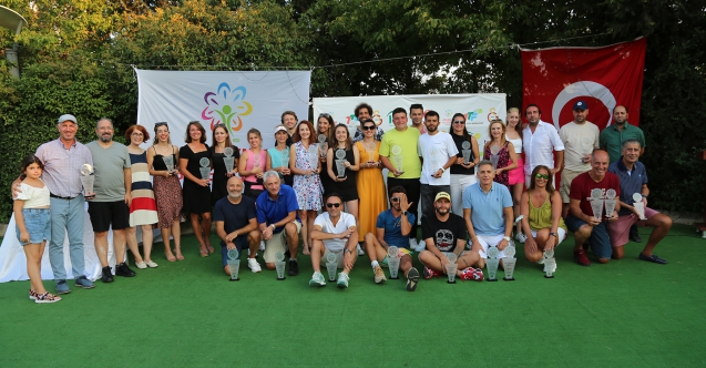 Ataşehir Belediyesi'nin düzenlediği uluslararası tenis turnuvası sona erdi