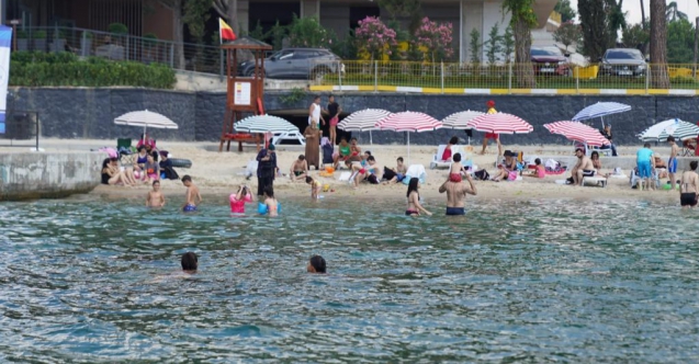 Tuzla Halk Plajı açıldı