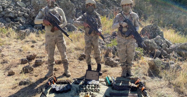 İçişleri Bakanlığı: Tendürek'te PKK'ya ait çok sayıda silah ele geçirildi