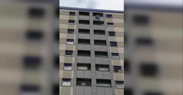 Gaziosmanpaşa’da 12'nci katta yaşanan panik