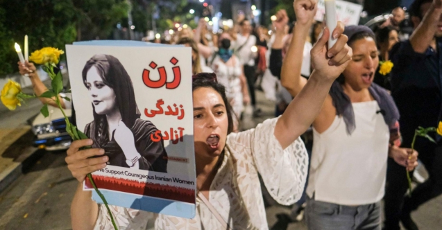 İran'da protestolar devam ediyor