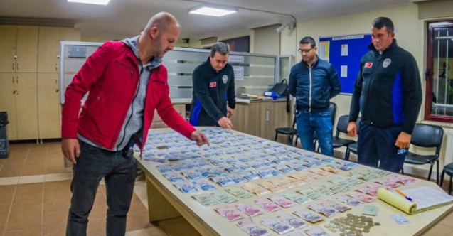 Yalova'da Zabıta Müdürlüğü ekipleri tarafından yakalanan bir dilencinin üzerinden 12 bin TL para çıktı