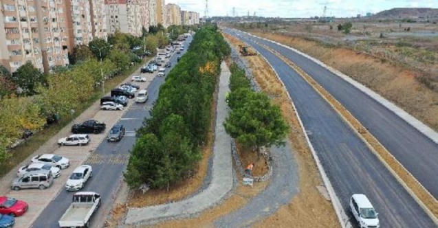 Başakşehir’de park ve yürüyüş yolunda yenileme çalışması başlatıldı