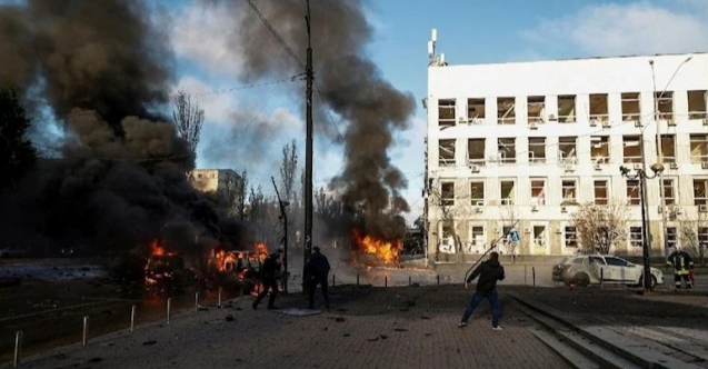 Kiev sabaha patlamalarla uyandı