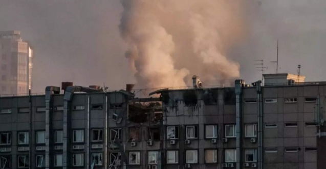Kiev'de bir patlama daha: Şehrin üstünden dumanlar yükseldi