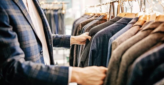 Giyimde fiyatlar arttı mağazalarda ürün raflarda kaldı