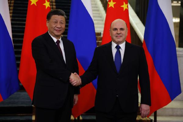 Çin Devlet Başkanı Cinping, Rusya Başbakanı Mişustin ile görüştü