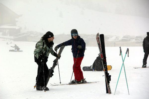 Kartalkaya'da kötü geçen kayak sezonu sona erdi
